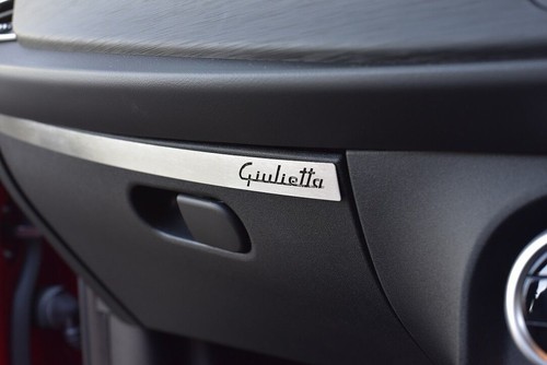 Plate alfa romeo giulietta - alfa,